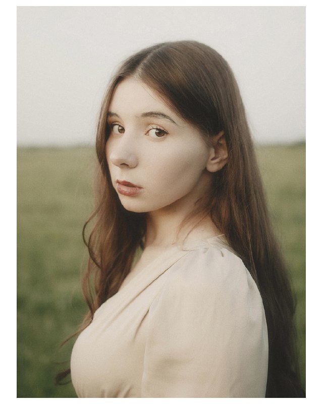 Юля, кадр 6